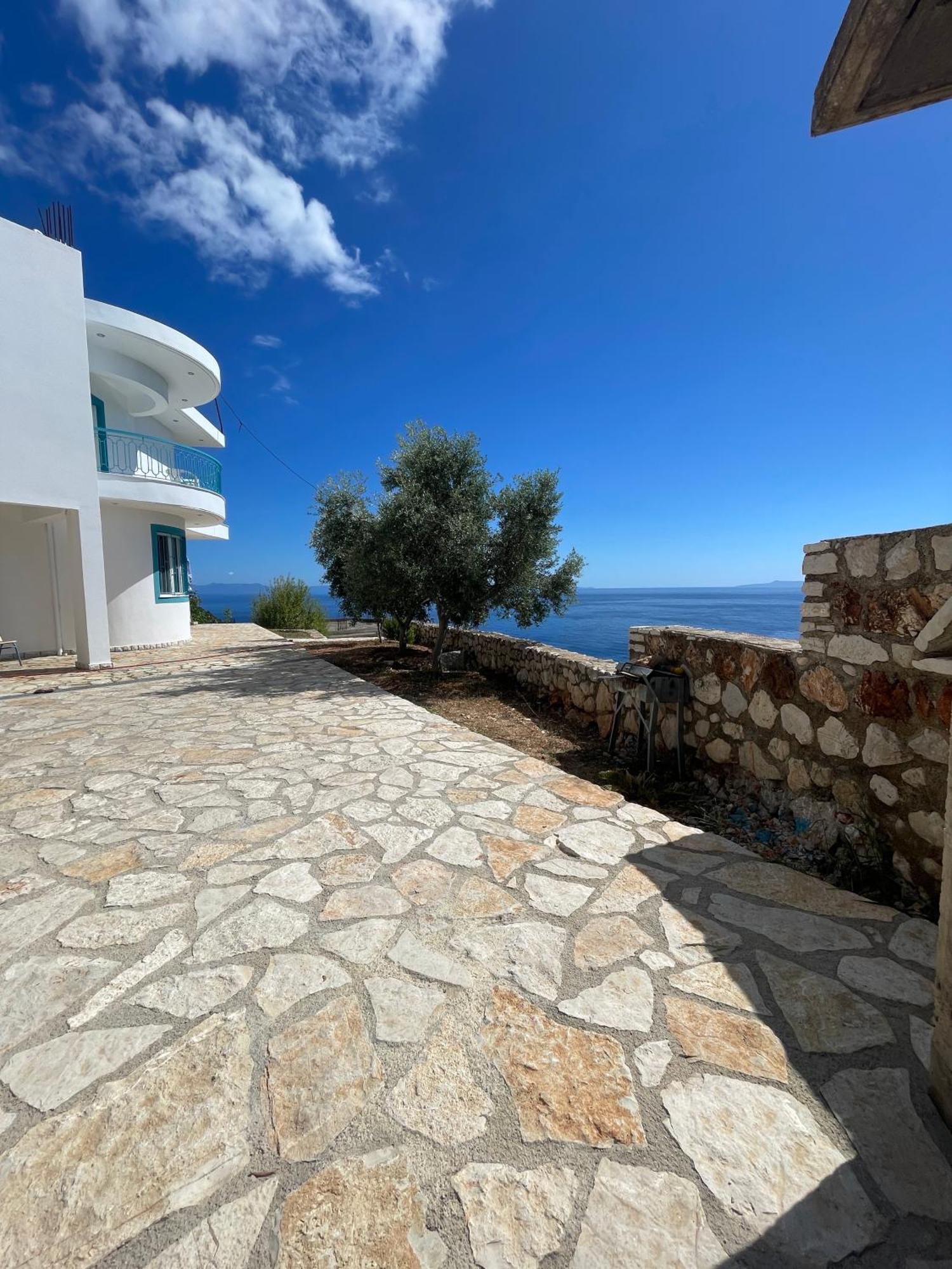 Endless Blue Apartments Dhërmi Exterior foto