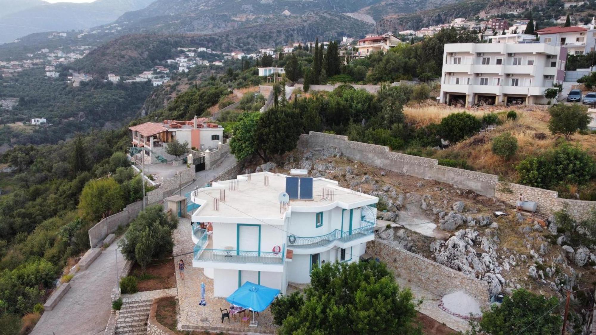 Endless Blue Apartments Dhërmi Exterior foto