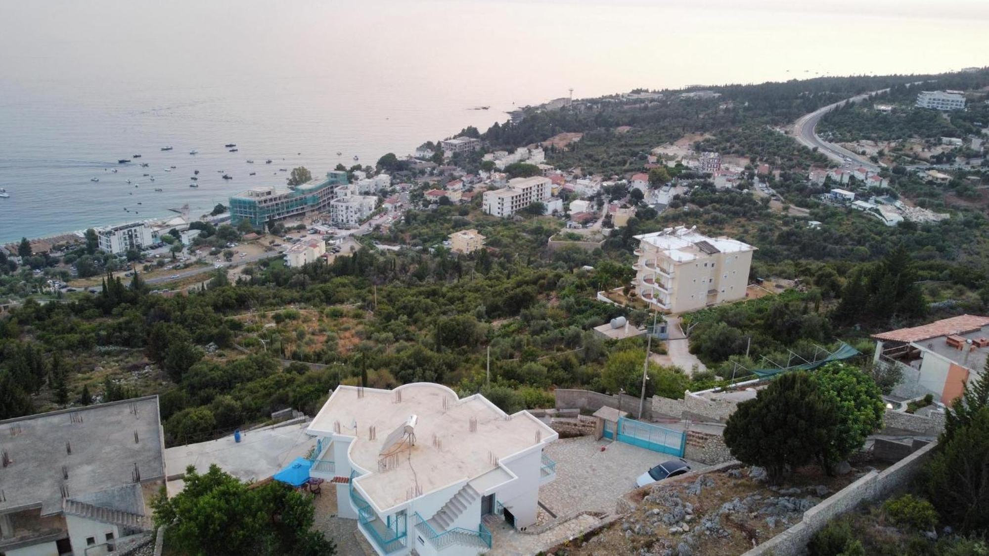 Endless Blue Apartments Dhërmi Exterior foto